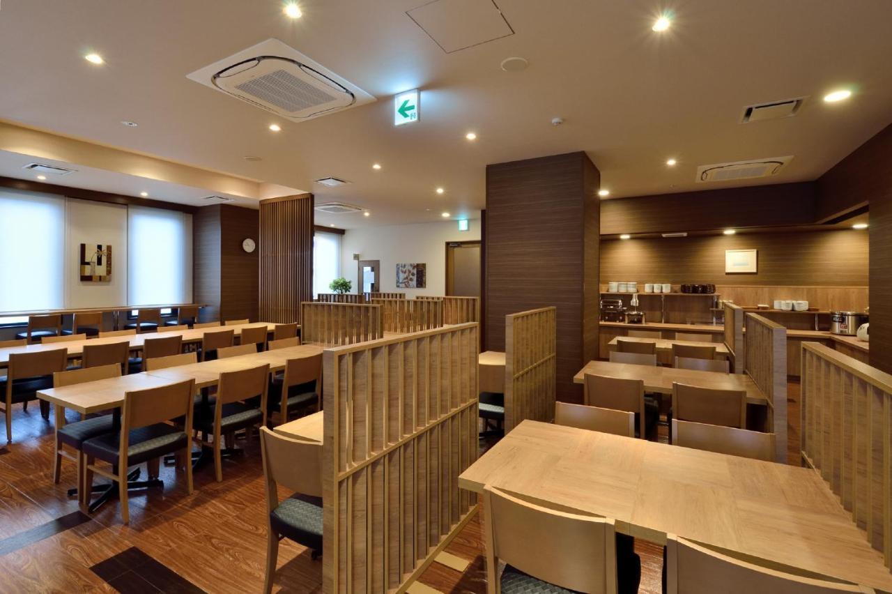 Hotel Route-Inn Tsuyama Ekimae Kültér fotó