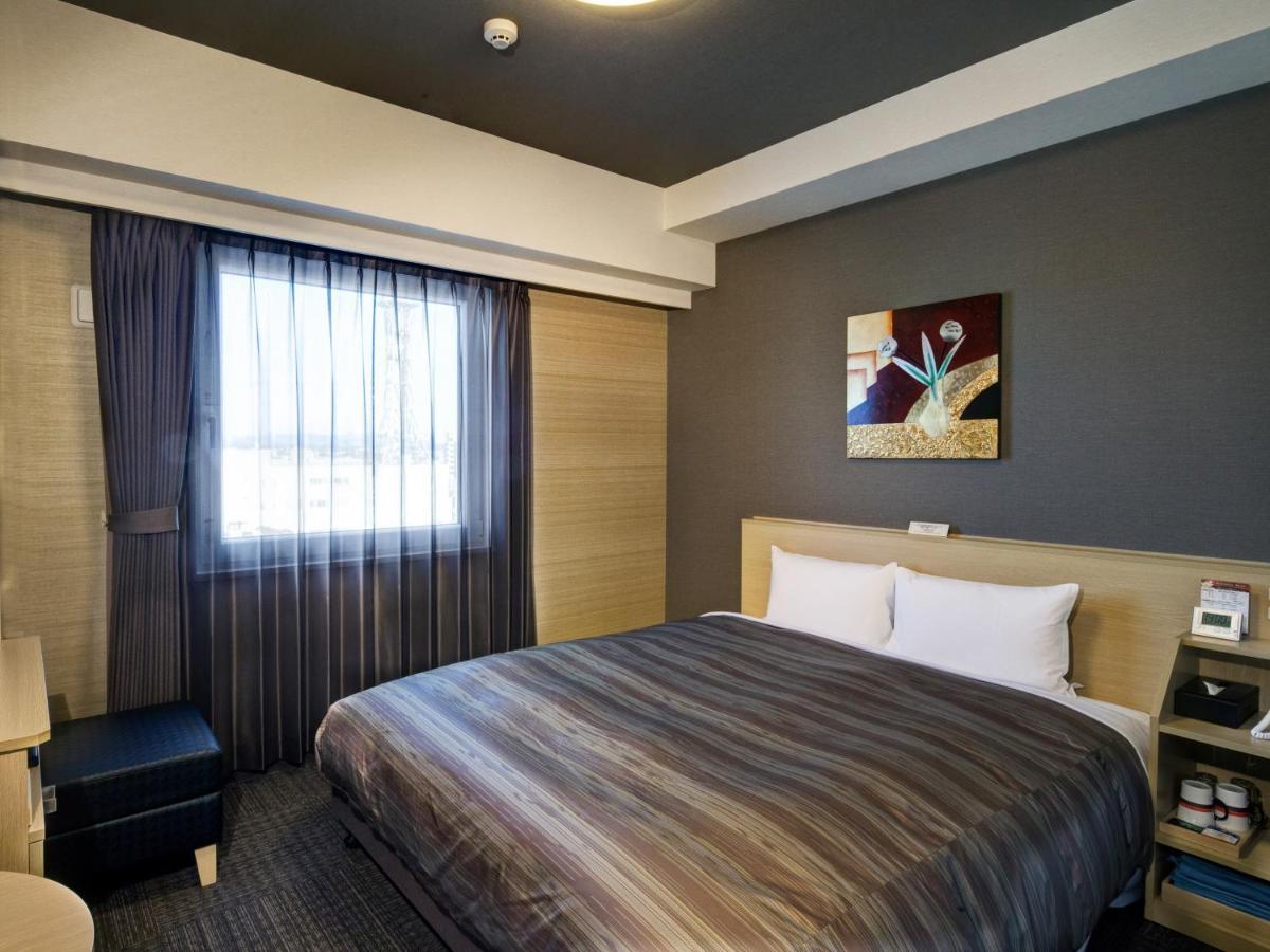 Hotel Route-Inn Tsuyama Ekimae Kültér fotó
